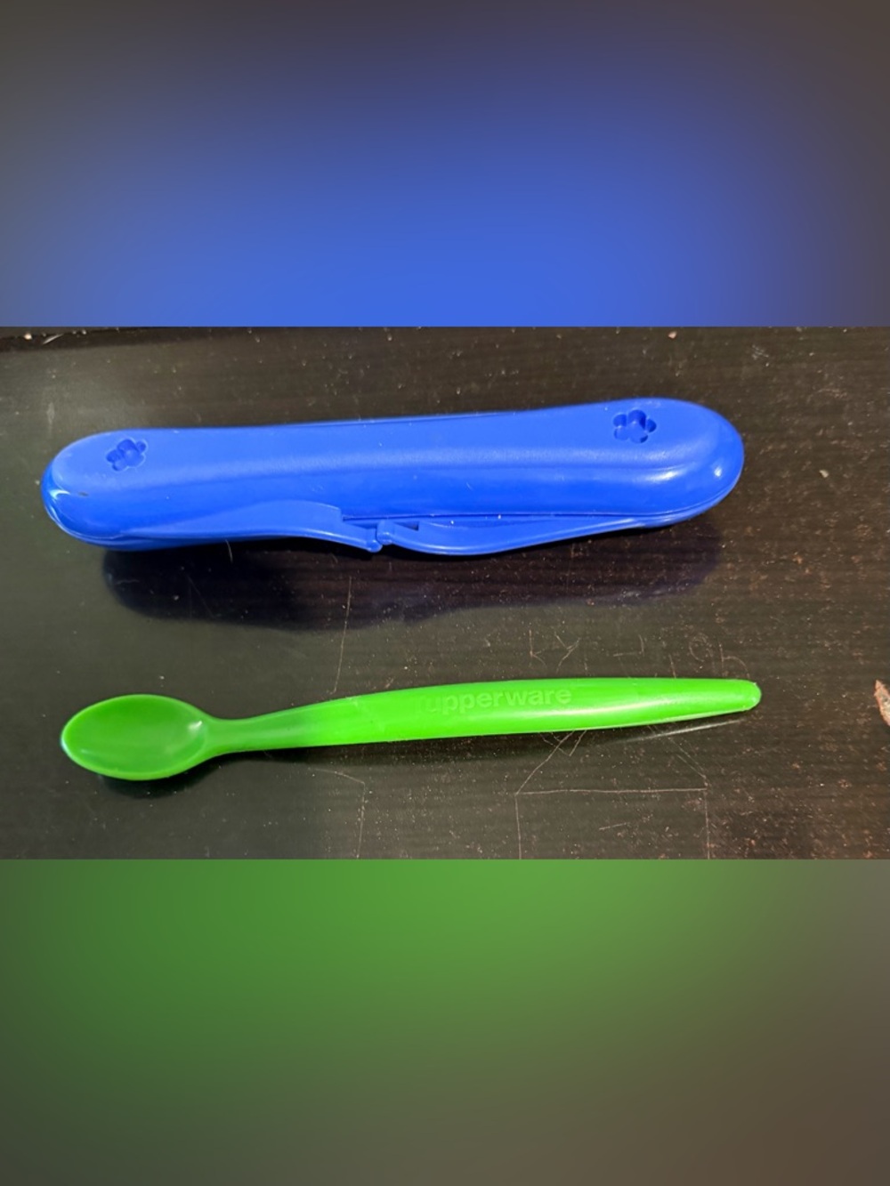 Tupperware Blue and Bright Green Kitchen Tool Pair baby spoon.